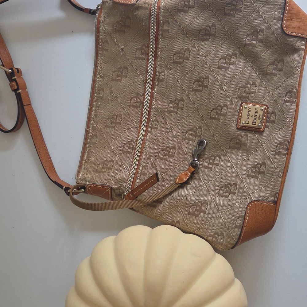 Dooney & Bourke Tan Shoulder Bag
